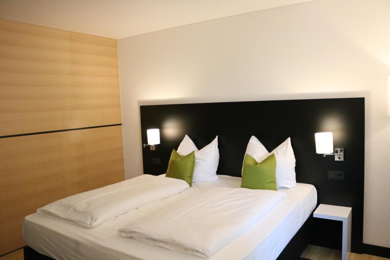 Meitingen Me Hotel By Wmm Hotels מראה חיצוני תמונה